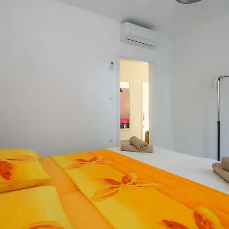 Villa Holiday Korda