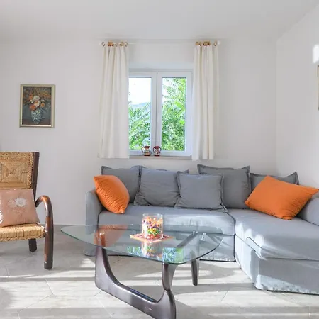 Holiday Korda Villa